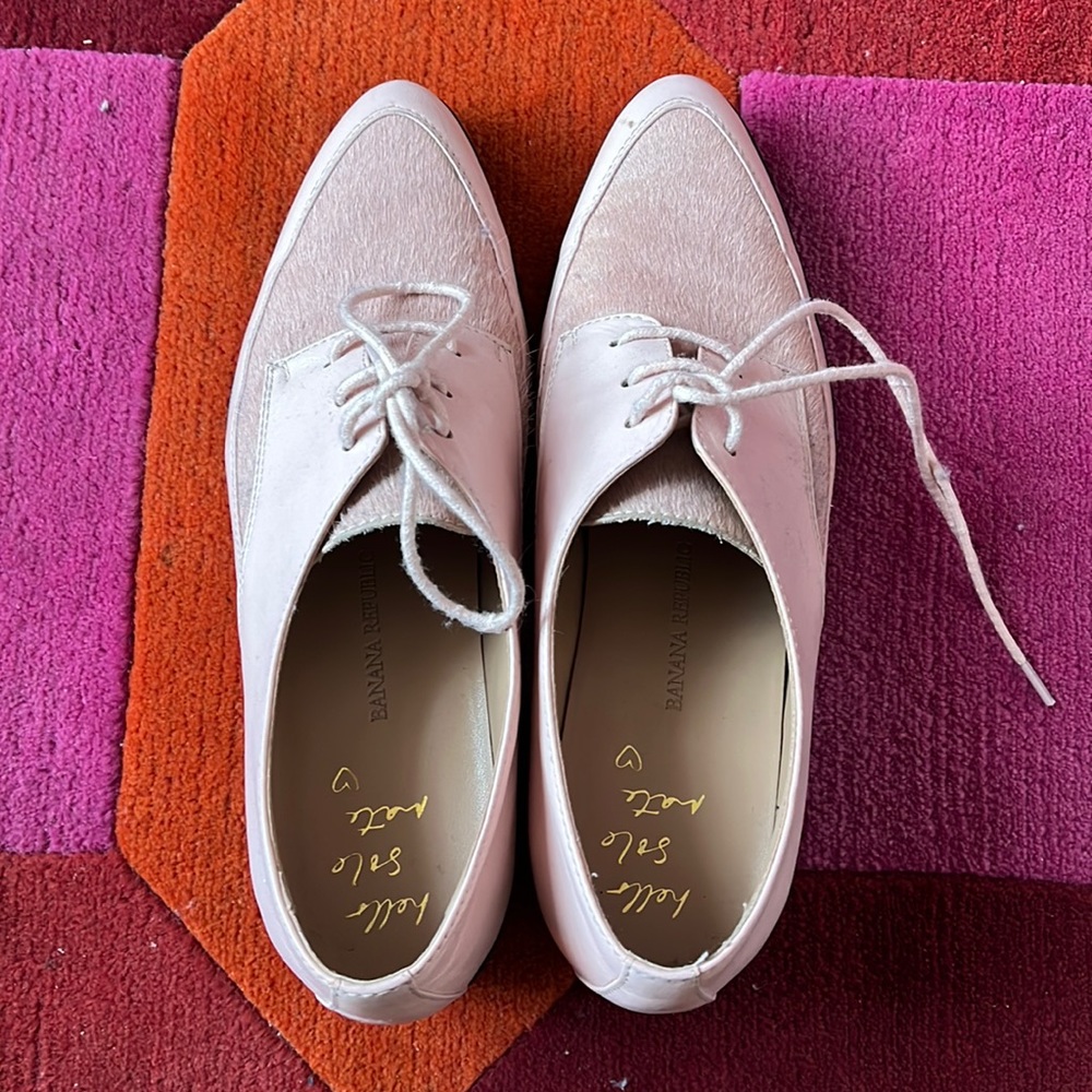 Banana republic pink dress shoes
